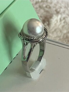 Sterling Silver White Pearl Rope-Trim Ring sz 9